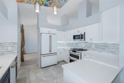 Casa en venta en Palm Harbor, Florida, 3 dormitorios, 209.49 m2 № 2383873 - foto 26