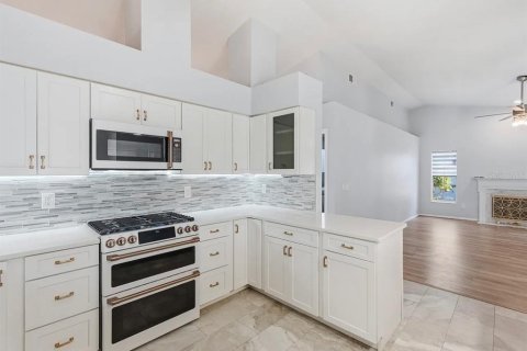 Casa en venta en Palm Harbor, Florida, 3 dormitorios, 209.49 m2 № 2383873 - foto 21