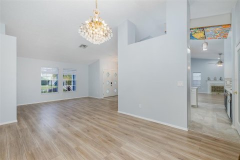 Casa en venta en Palm Harbor, Florida, 3 dormitorios, 209.49 m2 № 2383873 - foto 15