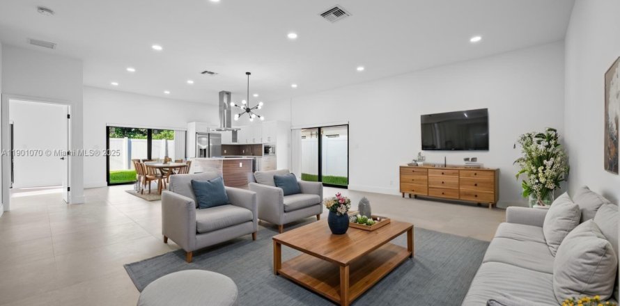 Villa ou maison à West Palm Beach, Floride 3 chambres, 172.52 m2 № 2019487