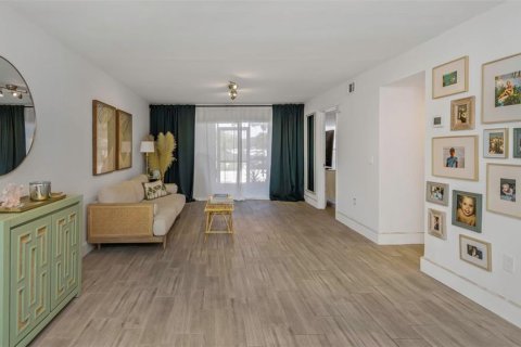 Condominio en venta en Dunedin, Florida, 1 dormitorio, 63.17 m2 № 1904571 - foto 12