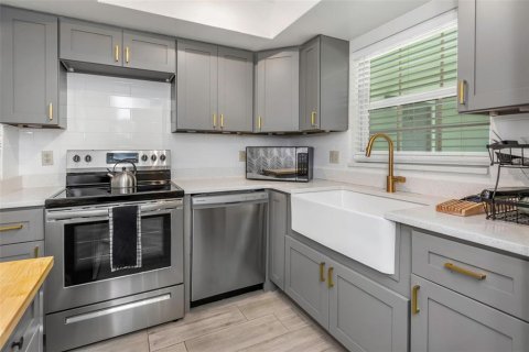 Condominio en venta en Dunedin, Florida, 1 dormitorio, 63.17 m2 № 1904571 - foto 3