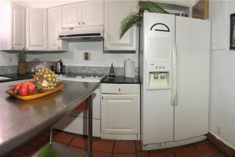 House in Miami, Florida 3 bedrooms, 201.78 sq.m. № 1871855 - photo 24