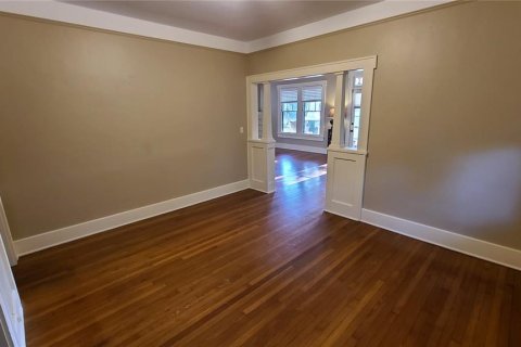 House in Orlando, Florida 2 bedrooms, 150.41 sq.m. № 1191784 - photo 8