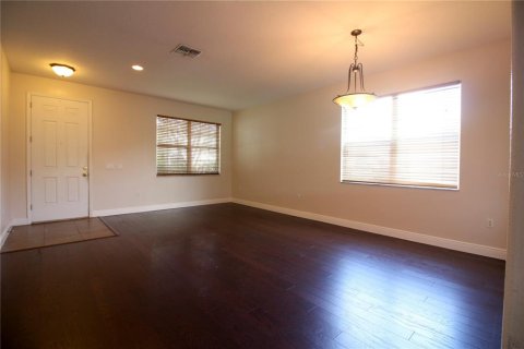 Villa ou maison à louer à Lakeland, Floride: 3 chambres, 246.47 m2 № 2388691 - photo 5