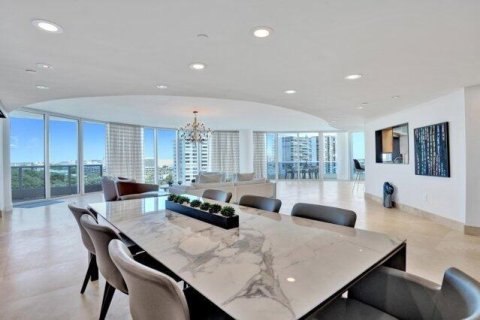 Copropriété à vendre à Fort Lauderdale, Floride: 3 chambres, 317.45 m2 № 2247652 - photo 2
