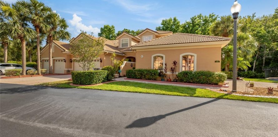 Townhouse in New Port Richey, Florida 3 bedrooms, 191.94 sq.m. № 1761366