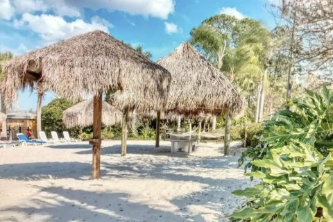 Condominio en venta en Davenport, Florida, 3 dormitorios, 113.99 m2 № 2223038 - foto 25