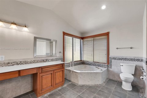 Casa en alquiler en Coral Springs, Florida, 4 dormitorios, 299.42 m2 № 1729106 - foto 24
