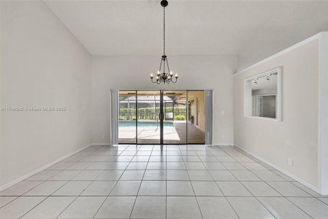 Casa en alquiler en Coral Springs, Florida, 4 dormitorios, 299.42 m2 № 1729106 - foto 9