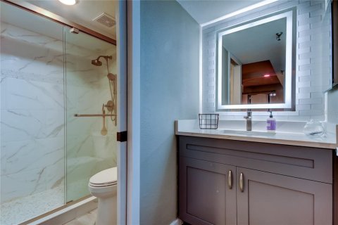 Condo in Saint Petersburg, Florida, 3 bedrooms  № 1552190 - photo 26