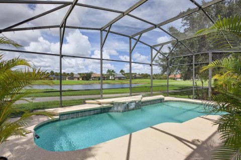 Casa en venta en Kissimmee, Florida, 3 dormitorios, 250.09 m2 № 1900630 - foto 14