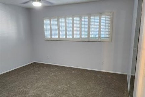 Condo in Clearwater, Florida, 2 bedrooms  № 2391358 - photo 11