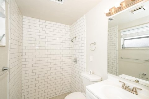 Villa ou maison à louer à Holiday, Floride: 3 chambres, 124.86 m2 № 1866045 - photo 15