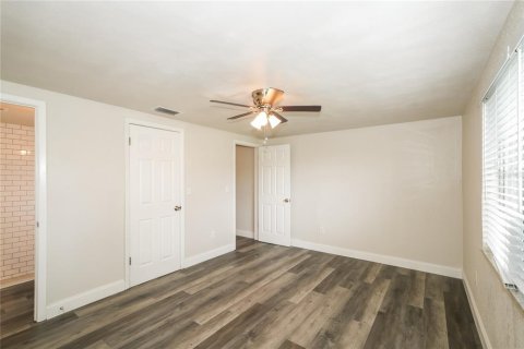 Villa ou maison à louer à Holiday, Floride: 3 chambres, 124.86 m2 № 1866045 - photo 10