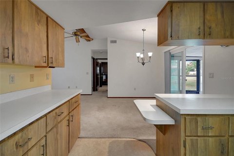 House in Leesburg, Florida 2 bedrooms, 102.56 sq.m. № 1732685 - photo 9