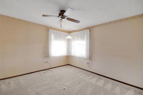 House in Leesburg, Florida 2 bedrooms, 102.56 sq.m. № 1732685 - photo 25