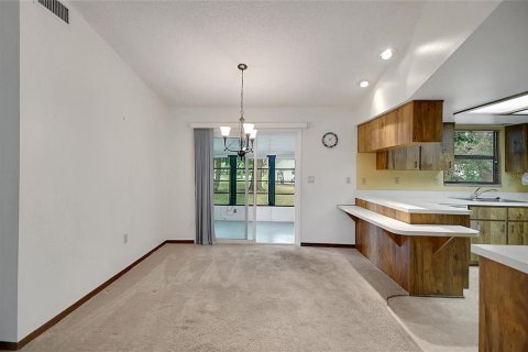 House in Leesburg, Florida 2 bedrooms, 102.56 sq.m. № 1732685 - photo 13