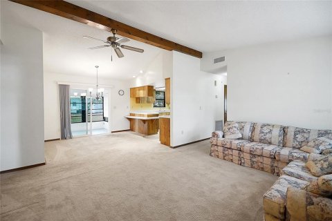 House in Leesburg, Florida 2 bedrooms, 102.56 sq.m. № 1732685 - photo 19