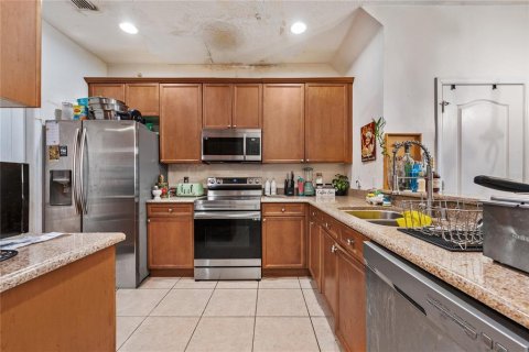 Townhouse in Orlando, Florida 3 bedrooms, 134.99 sq.m. № 2155336 - photo 3
