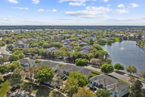Townhouse in Orlando, Florida 3 bedrooms, 134.99 sq.m. № 2155336 - photo 22