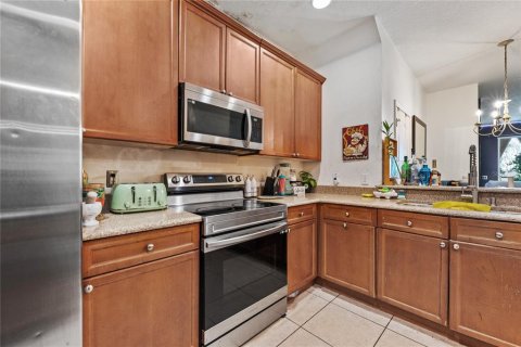 Townhouse in Orlando, Florida 3 bedrooms, 134.99 sq.m. № 2155336 - photo 4
