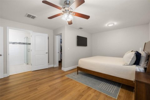 House in Tampa, Florida 3 bedrooms, 188.03 sq.m. № 1744489 - photo 23