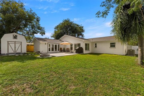 House in Tampa, Florida 3 bedrooms, 188.03 sq.m. № 1744489 - photo 28