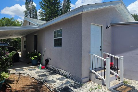House in Tampa, Florida 3 bedrooms, 86.96 sq.m. № 1817333 - photo 15