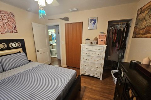 House in Tampa, Florida 3 bedrooms, 86.96 sq.m. № 1817333 - photo 12