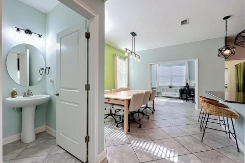 House in STOREY PARK in Orlando, Florida 3 bedrooms, 185.25 sq.m. № 2206580 - photo 30