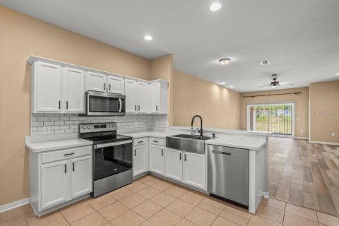 Villa ou maison à vendre à Spring Hill, Floride: 2 chambres, 158.31 m2 № 1783398 - photo 14