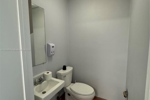 Propiedad comercial en venta en Palmetto Bay, Florida № 1871626 - foto 26
