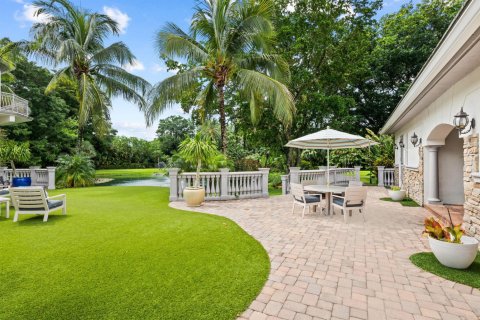 House in Parkland, Florida 6 bedrooms, 1200.67 sq.m. № 2181907 - photo 13