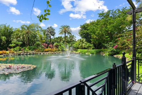 House in Parkland, Florida 6 bedrooms, 1200.67 sq.m. № 2181907 - photo 16