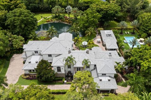 House in Parkland, Florida 6 bedrooms, 1200.67 sq.m. № 2181907 - photo 9
