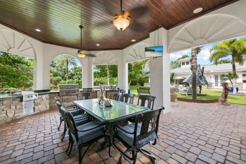 House in Parkland, Florida 6 bedrooms, 1200.67 sq.m. № 2181907 - photo 14
