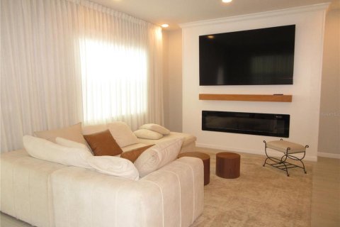 Touwnhouse à vendre à Apopka, Floride: 3 chambres, 170.29 m2 № 2424082 - photo 2