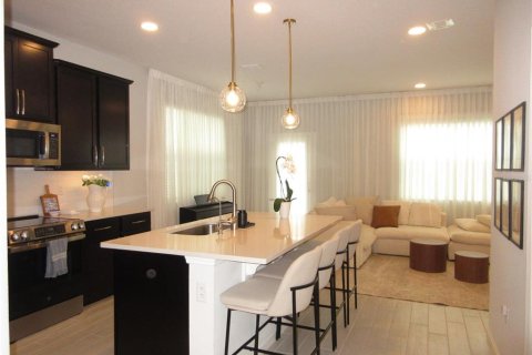 Touwnhouse à vendre à Apopka, Floride: 3 chambres, 170.29 m2 № 2424082 - photo 9