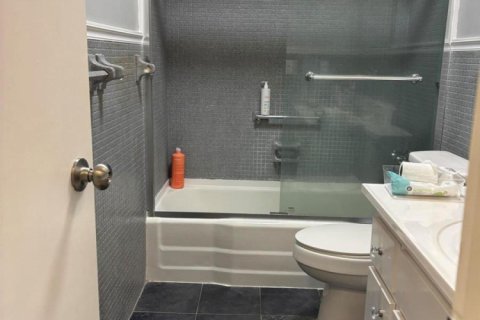 Copropriété à vendre à Lighthouse Point, Floride: 2 chambres, 82.68 m2 № 2190650 - photo 15