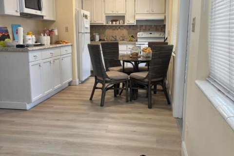Copropriété à vendre à Lighthouse Point, Floride: 2 chambres, 82.68 m2 № 2190650 - photo 5
