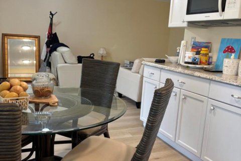 Copropriété à vendre à Lighthouse Point, Floride: 2 chambres, 82.68 m2 № 2190650 - photo 6
