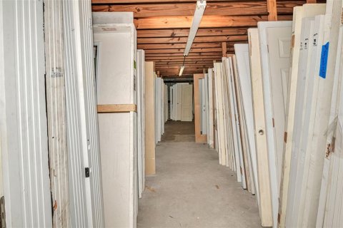 Commercial property in Brooksville, Florida № 1126157 - photo 29