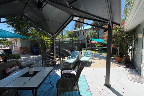 Villa ou maison à vendre à Nokomis, Floride: 4 chambres, 250.56 m2 № 2415413 - photo 25