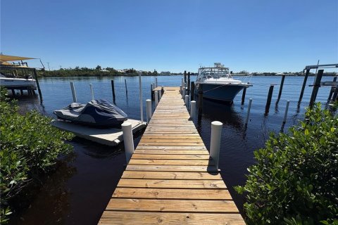 Villa ou maison à vendre à Nokomis, Floride: 4 chambres, 250.56 m2 № 2415413 - photo 16