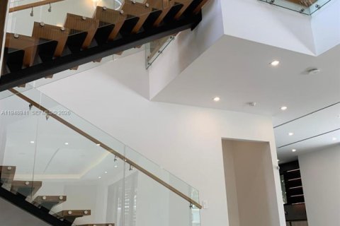 Commercial property in Fort Lauderdale, Florida № 2057595 - photo 7