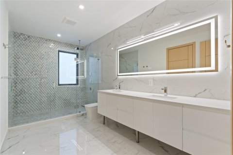 Commercial property in Fort Lauderdale, Florida № 2057595 - photo 29