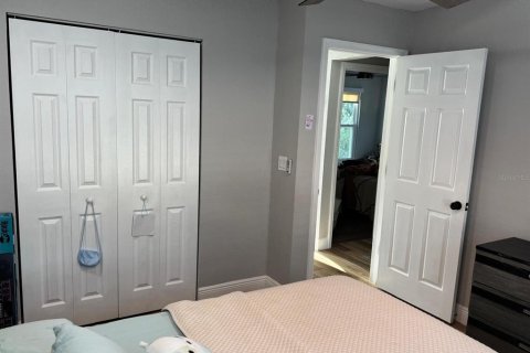 Casa en venta en New Port Richey, Florida, 4 dormitorios, 210.24 m2 № 1899424 - foto 29