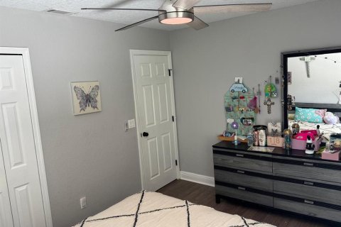 Casa en venta en New Port Richey, Florida, 4 dormitorios, 210.24 m2 № 1899424 - foto 28