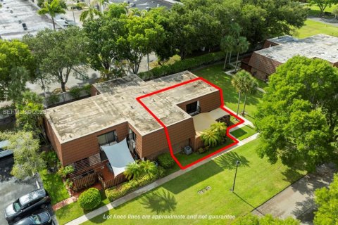 Adosado en venta en Davie, Florida, 3 dormitorios, 153.66 m2 № 2036612 - foto 15